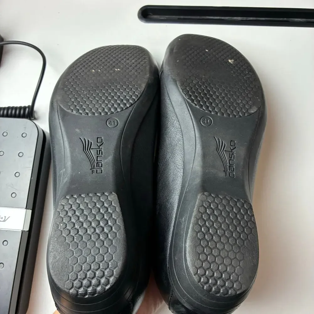 Dansko Farah Black Leather Slip-On Loafer Women's 41/US10.5 Comfort Clogs Work